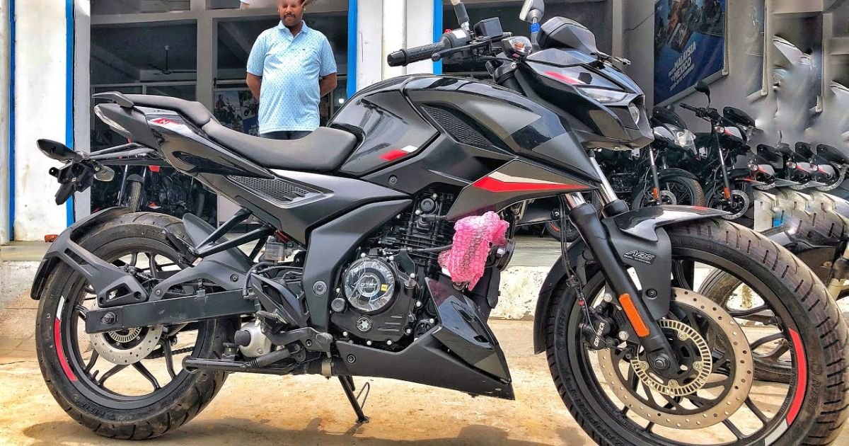Bajaj Pulsar N160